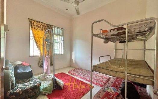 Bungalow Setingkat dengan tanah luas Idaman Villa Sendayan