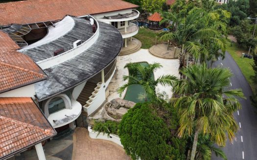 Freehold 2 Bungalow Storey  With Garage Country Heights Kajang