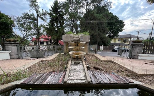 Freehold 2 Bungalow Storey  With Garage Country Heights Kajang