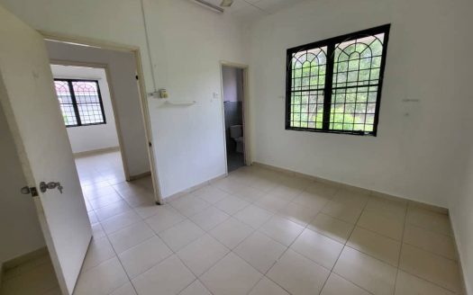 Double Storey Semi-D Corner Lot , Tasik Kesuma.