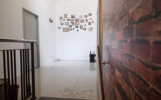 FREEHOLD NONBUMI 2 STOREY House Desa Mayang Sari NILAI