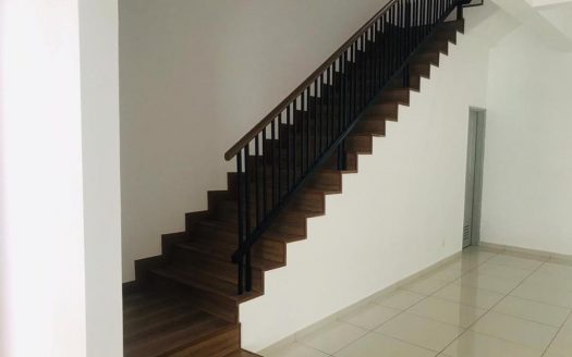 FREEHOLD NON BUMI LOT 2 STOREY NEW TERRACE HOUSE D'MAYANG SARI TAMAN EUNICA NILA