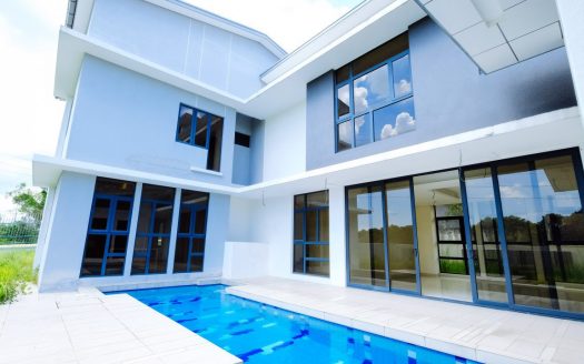 THE BIGGEST BUNGALOW AT SUBANG HEIGHT