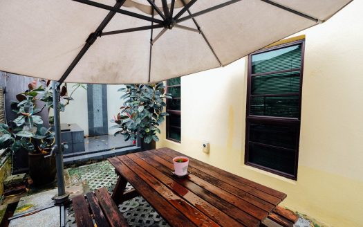 BUNGALOW SEKSYEN 13 ,SHAH ALAM.