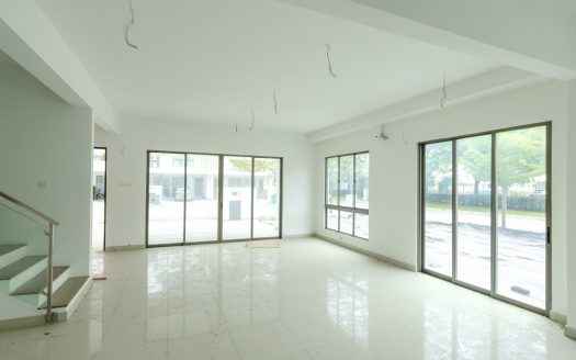 LARGEST CORNER LOT 3 Storey Lake Point Residence Cyberjaya