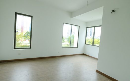 LARGEST CORNER LOT 3 Storey Lake Point Residence Cyberjaya