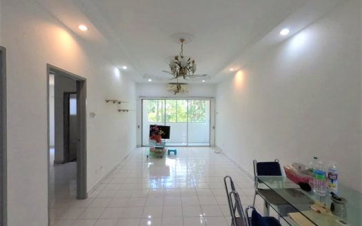 Ground Floor Spanish Villa Condo at Taman Tasik Jaya Senawang
