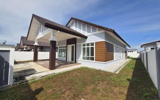 Single Storey English Style Bungalow at Taman Bukit Senawang Perdana