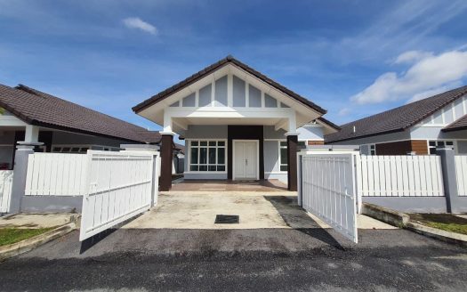 Single Storey English Style Bungalow at Taman Bukit Senawang Perdana