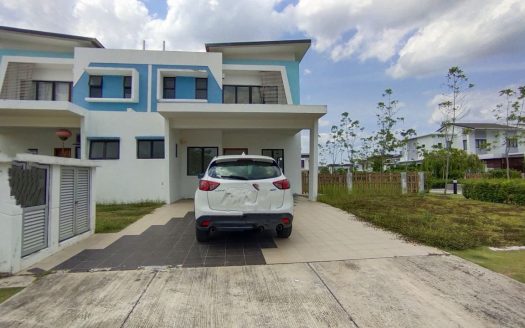 Corner Semi D Cluster Ecohill LUZENTO ,Semenyih Facing Garden