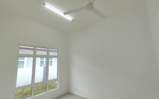 FOR RENT : Bungalow at Taman Bukit Senawang Perdana