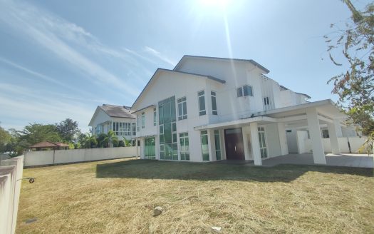 WTS : 2 STOREY SEMI-D CORNER LOT TYPE ELYMUS HIJAYU 2