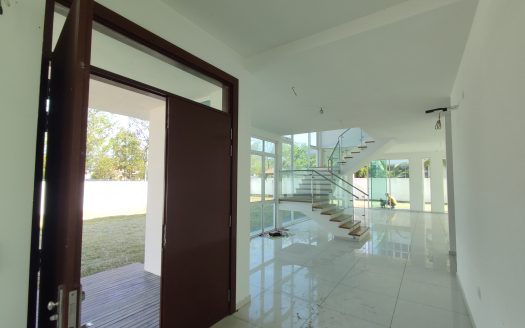 WTS : 2 STOREY SEMI-D CORNER LOT TYPE ELYMUS HIJAYU 2