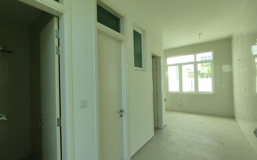 WTS : 2 STOREY SEMI-D CORNER LOT TYPE ELYMUS HIJAYU 2