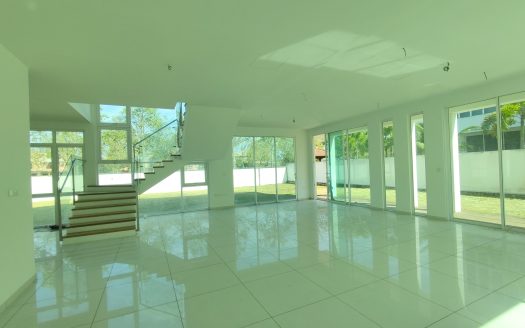 WTS : 2 STOREY SEMI-D CORNER LOT TYPE ELYMUS HIJAYU 2