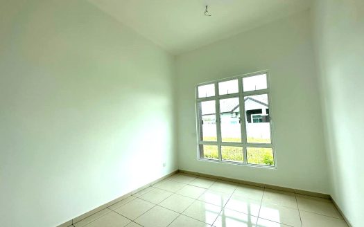 For Sale: 1 Storey Bungalow Corner lotTaman Bukit Senawang Perdana Senawang