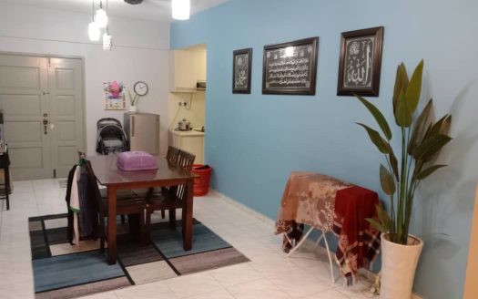 Facing Tasik Tingkat 2 Apartment DesaJaya Villa Taman Tasik Jaya Senawang