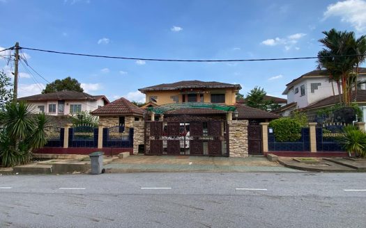 Double Storey Bungalow di Rasah Kemayan Seremban 2