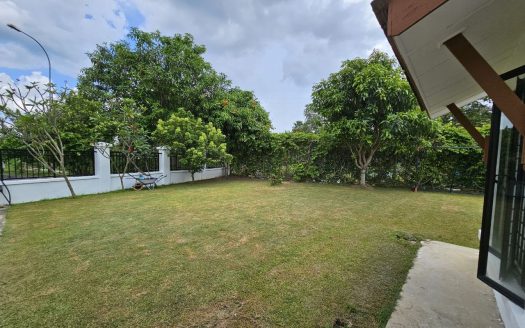 DOUBLE STOREY BUNGALOW FOREST HEIGHT CORNER LOT SEREMBAN