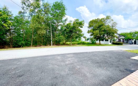 FOR SALE : Double Storey Bungalow Rasah Kemayan , Seremban