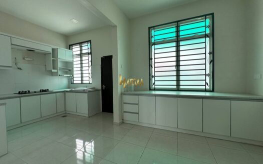 FOR SALE : 1.5 Storey Bungalow Corner Lot Taman Senawang Perdana Senawang