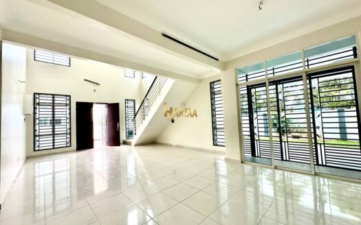 FOR SALE : 1.5 Storey Bungalow Corner Lot Taman Senawang Perdana Senawang