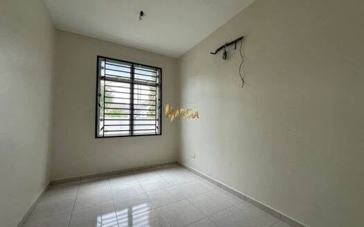 FOR SALE : 1.5 Storey Bungalow Corner Lot Taman Senawang Perdana Senawang