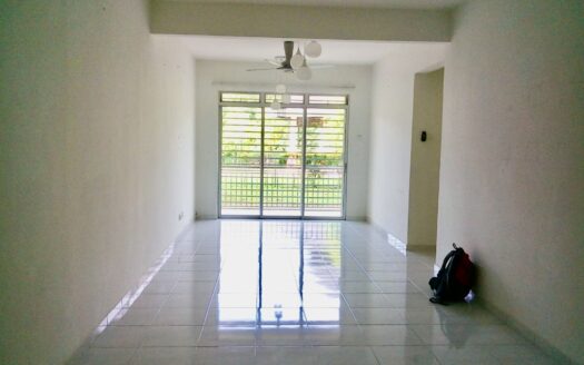 Ground Floor Facing garden Apartment DesaJaya Villa Taman Tasik Jaya Senawang