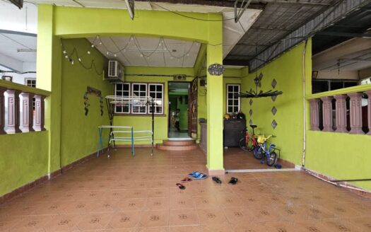 Teres 2 Tingkat Bandar Seremban Selatan, Senawang For Sale