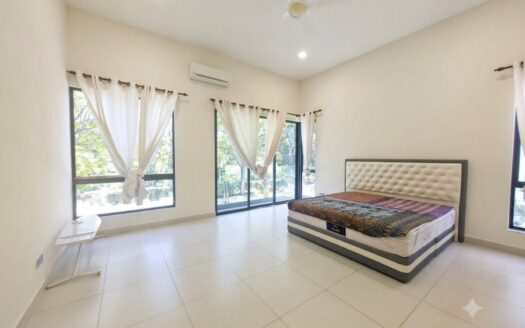 FACING OPEN 2 Storey Semi-D Aviva Green, Seremban 2