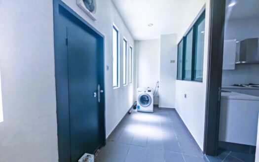FACING OPEN 2 Storey Semi-D Aviva Green, Seremban 2
