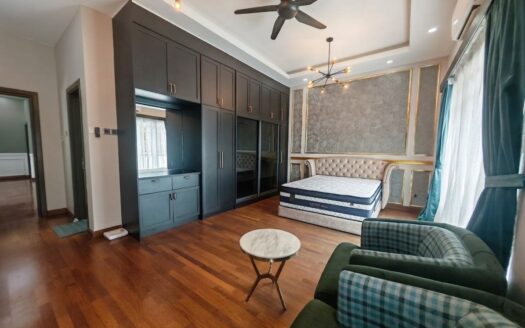 Fully Reno with ID Corner Lot 2 Storey Bungalow, SRI CARCOSA,S2 Heights
