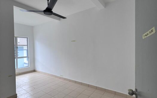 Untuk di Jual : Depan padang Teres 2 Tingkat Prima Bandar Ekar Rantau, Negeri Sembilan