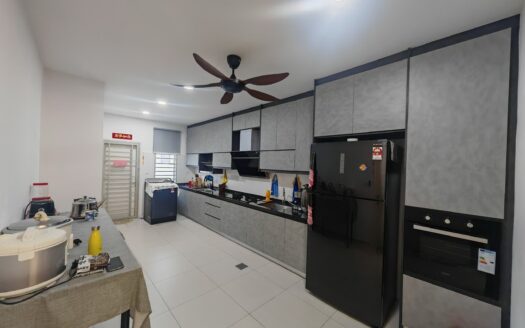 For Rent : Partially Furnished 2 Storey Damaris Ara Sendayan Seremban