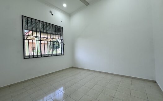 Banglo Setingkat untuk Dijual di Idaman Villa, Bandar Sri Sendayan
