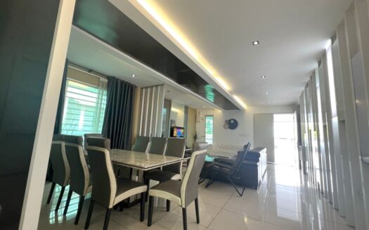 For Rent : 2 Storey End Lot Castora Hijayu Bandar Sri Sendayan