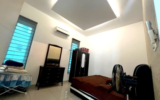 For Rent : 2 Storey End Lot Castora Hijayu Bandar Sri Sendayan