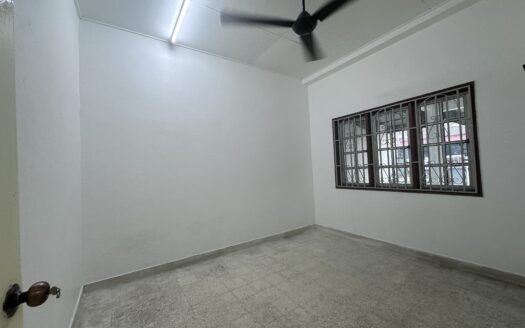 Taman Tuanku Jaafar Senawang Teres Setingkat renovated untuk di jual