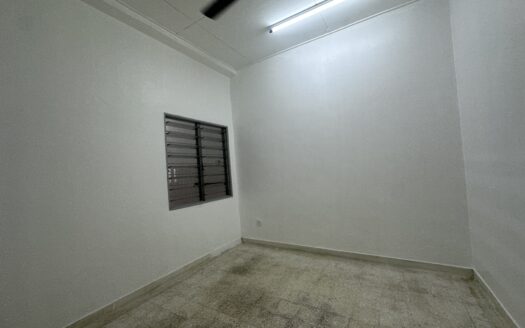 Taman Tuanku Jaafar Senawang Teres Setingkat renovated untuk di jual