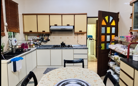 2 Storey Bungalow Taman Tunku Kurshiah, Sikamat Seremban For Sale